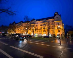 Facade Lighting - Kudamm 56